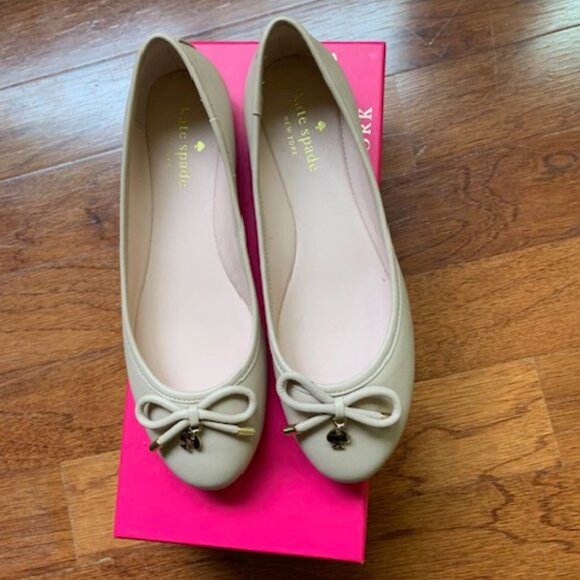Kate Spade Beige Ballet Flats 6M with box - Picture 5 of 5